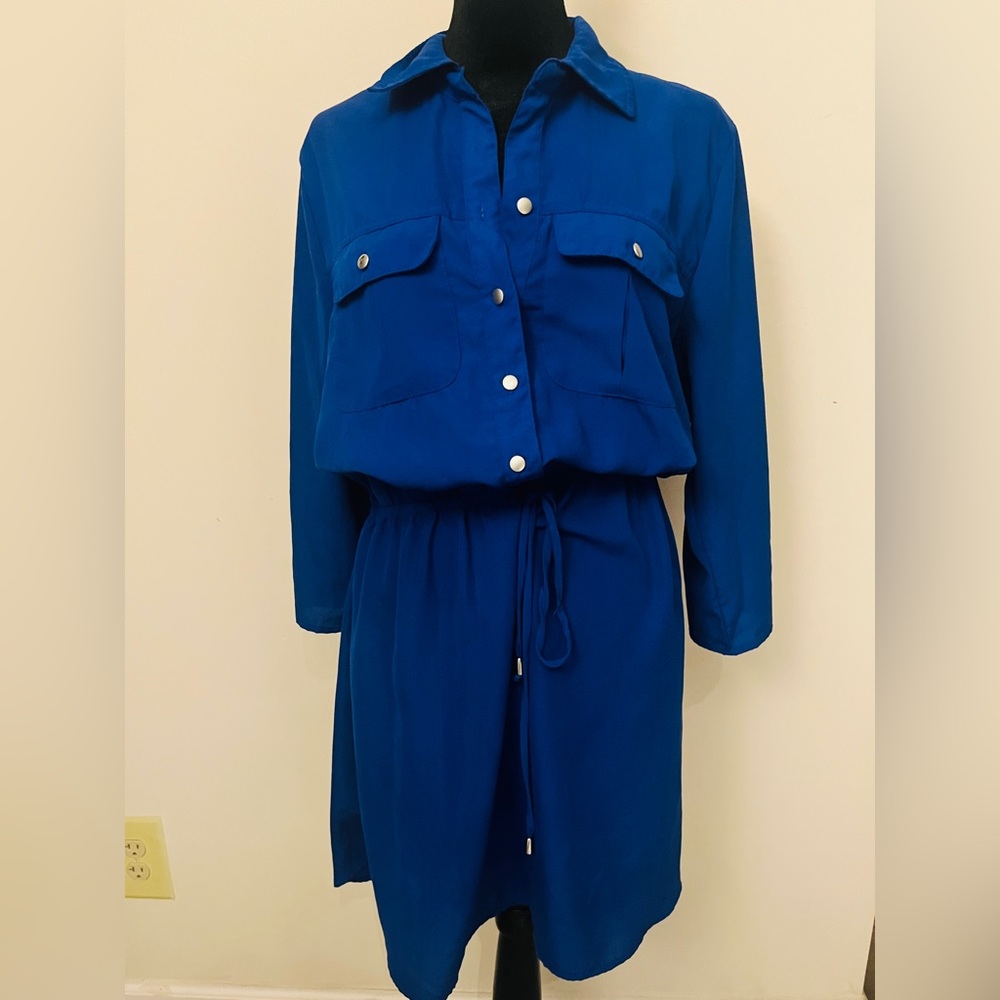Blue collared dress with drawstring waist